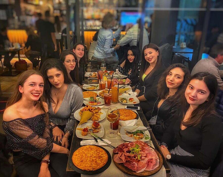 Girls in Genoa